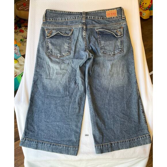 Guess Jeans Women Denim Shorts size 31 Blue Straight Leg Mid Rise Knee Length - Picture 10 of 10